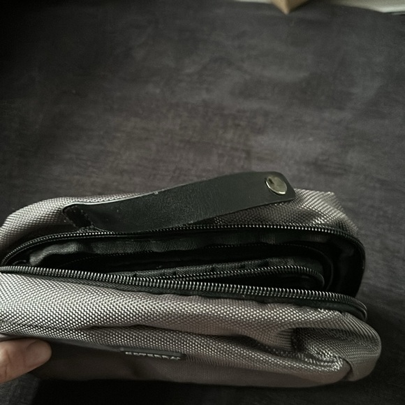 Doterra traveling bag for oils etc. - Picture 4 of 9